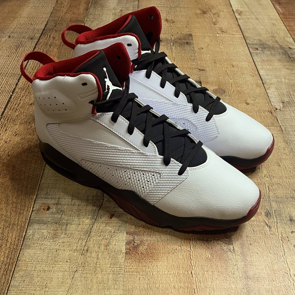 NIKE JORDAN LIFT OFF WHITE RED BLACK AR4430-106 Men’s Size 15